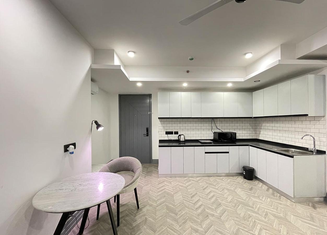 Bedchambers Serviced Apartments - Cyber City Gurgaon Eksteriør bilde