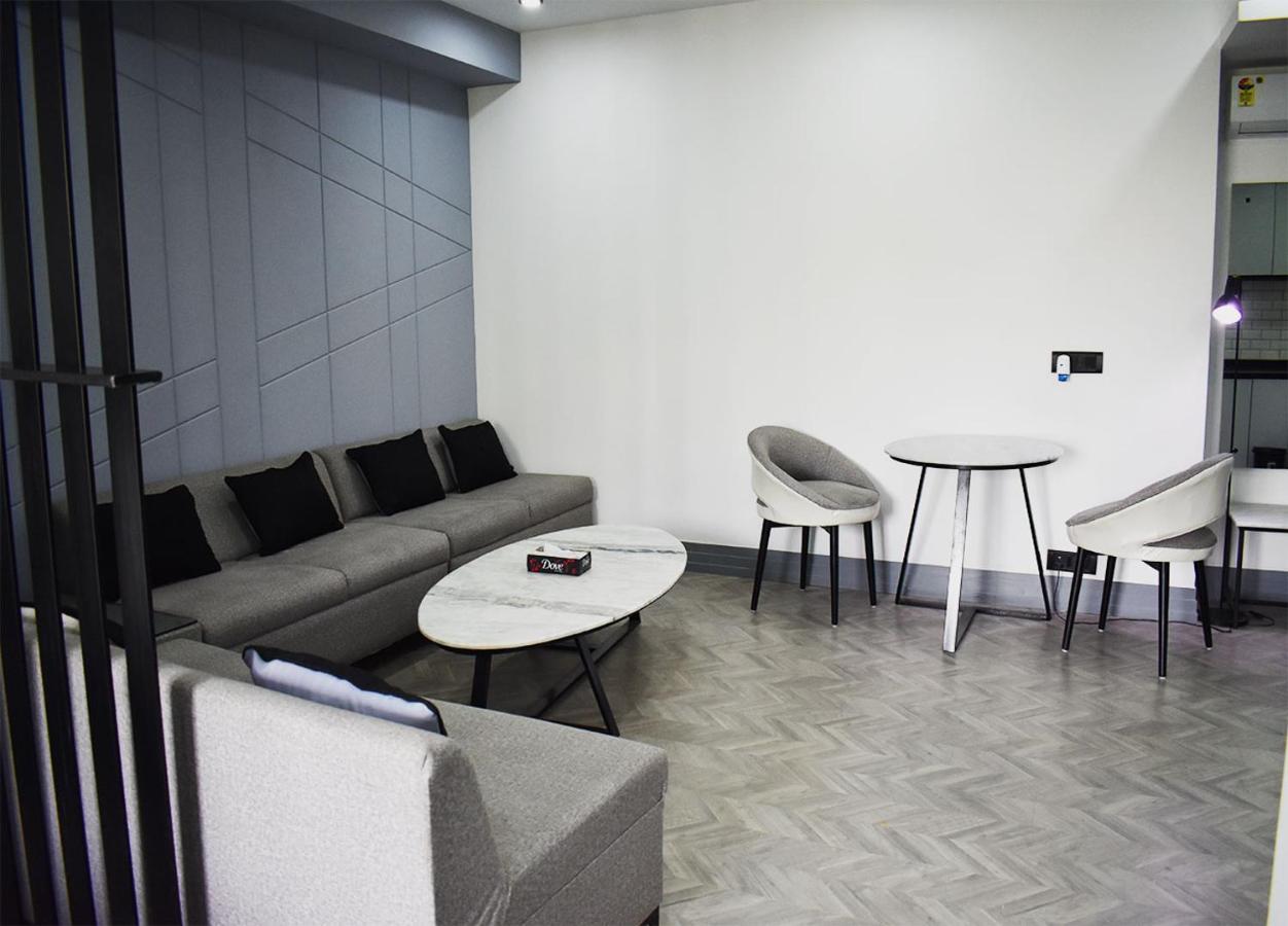 Bedchambers Serviced Apartments - Cyber City Gurgaon Eksteriør bilde