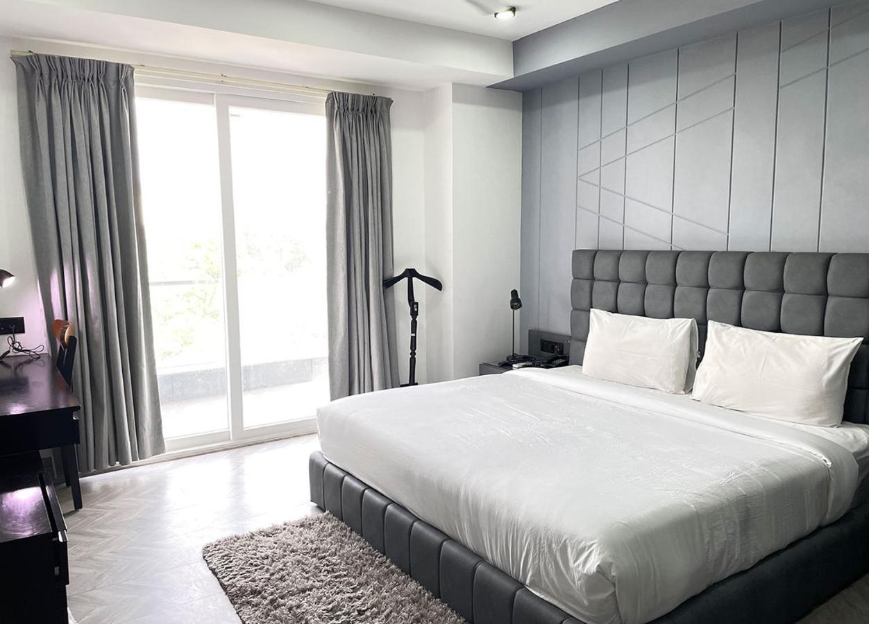 Bedchambers Serviced Apartments - Cyber City Gurgaon Eksteriør bilde