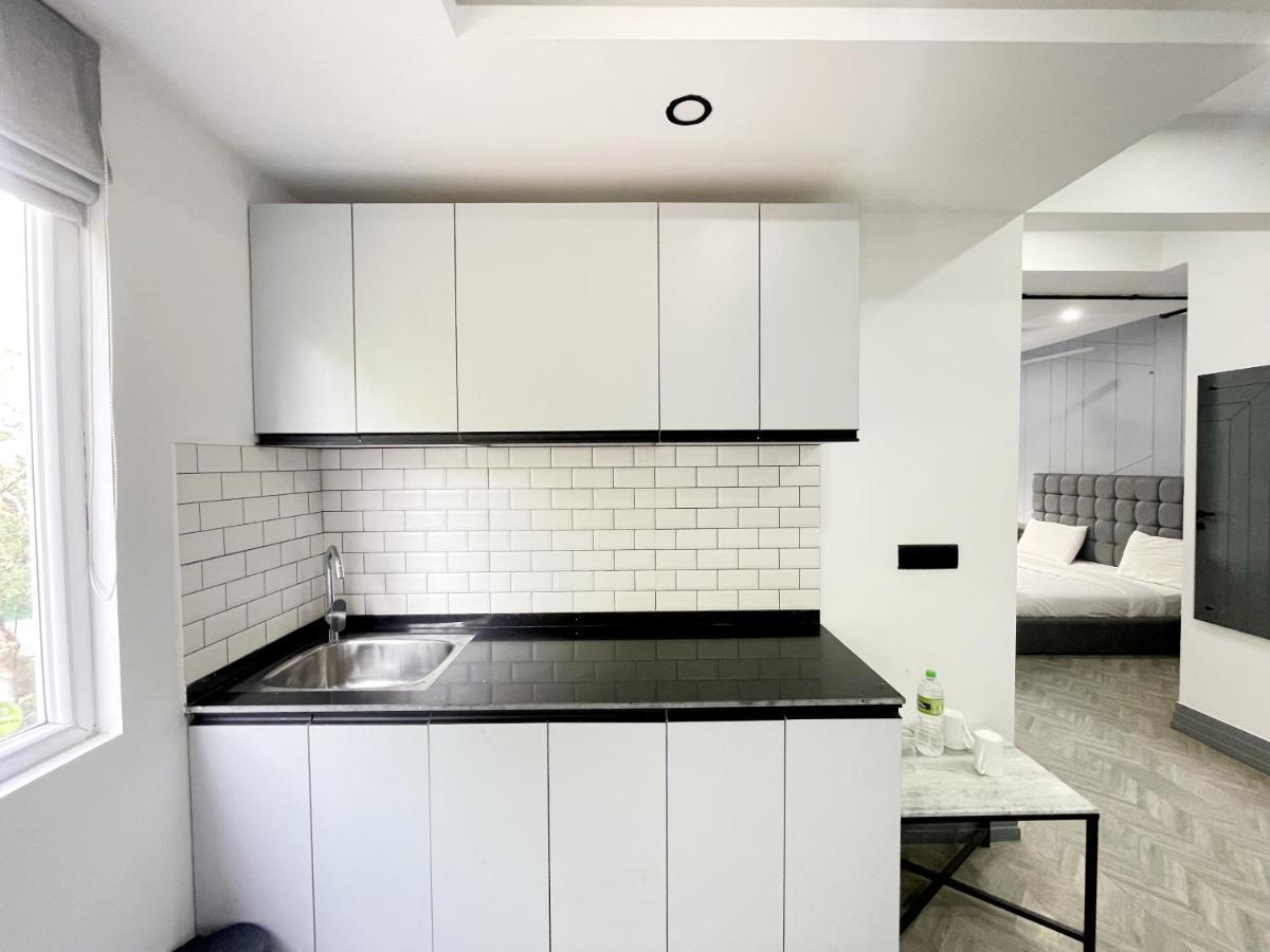 Bedchambers Serviced Apartments - Cyber City Gurgaon Eksteriør bilde